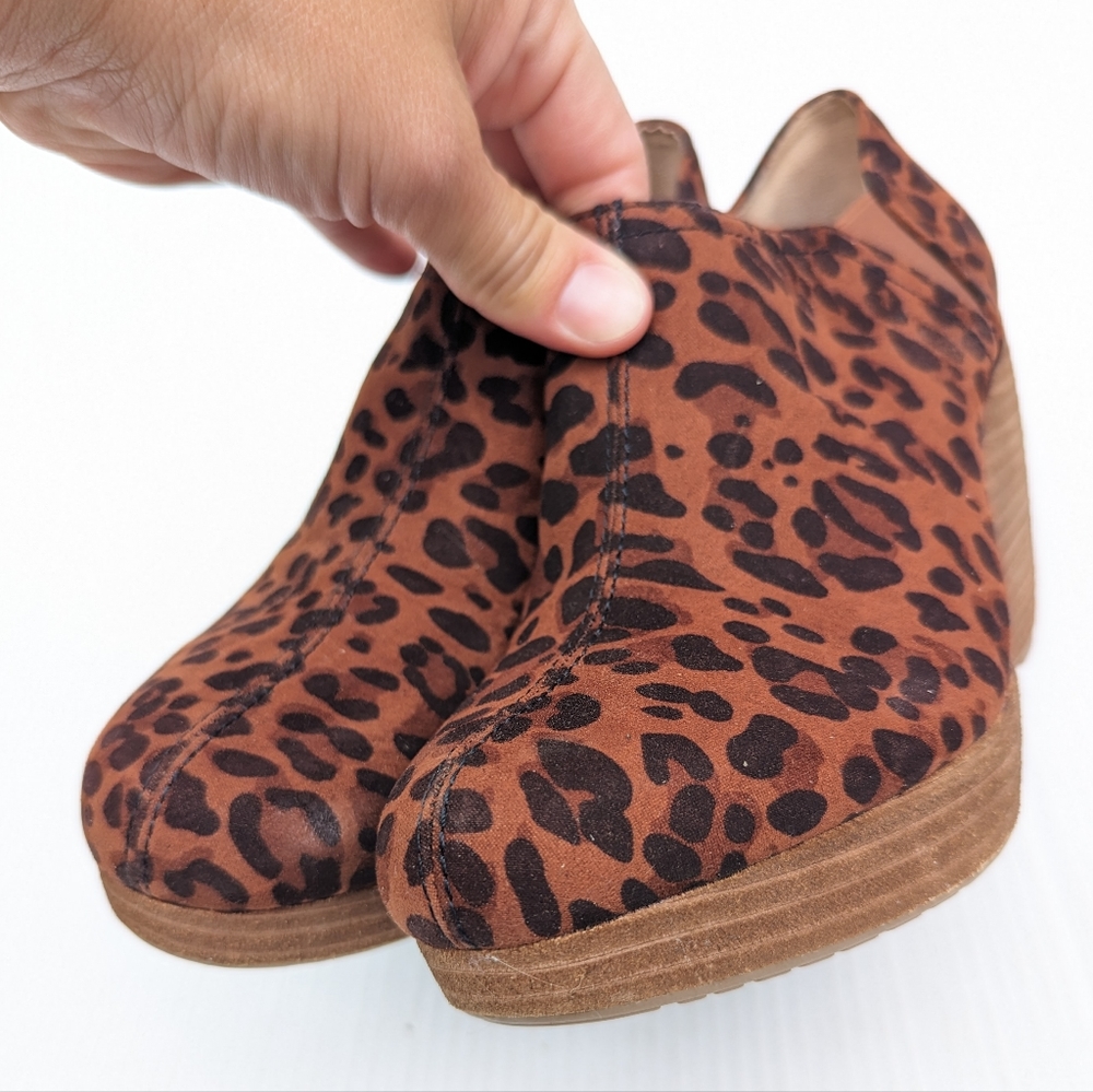 DR SCHOLL'S Harlow brown leopard wedge ankle booties - Picture 7 of 12